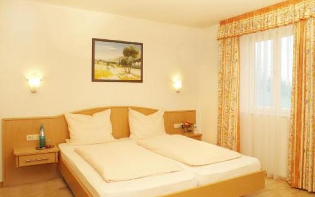 Hotel-Pension Berg Caf