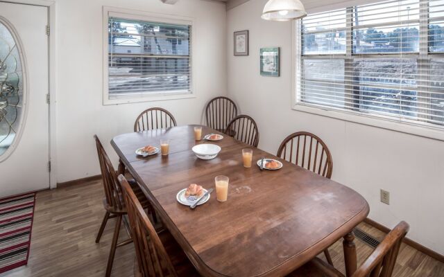 101 Sierra Mountain Cabin - Three Bedroom Cabin