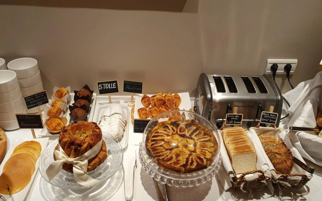 Maison Lutetia R
