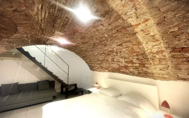 dHomes -Loft suite in Duomo