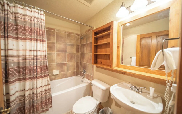 Red Hawk Townhomes 2337