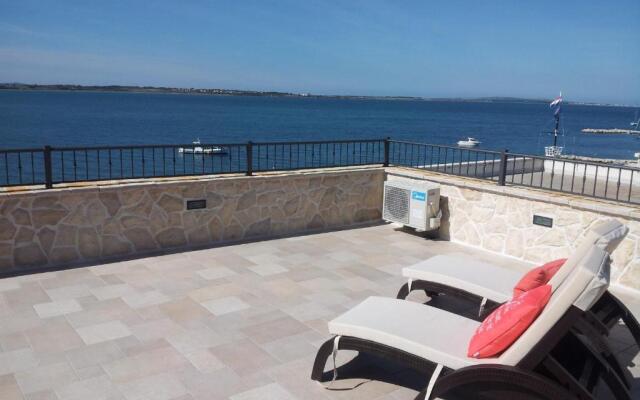 Sea View Apartments Nina - AE1021