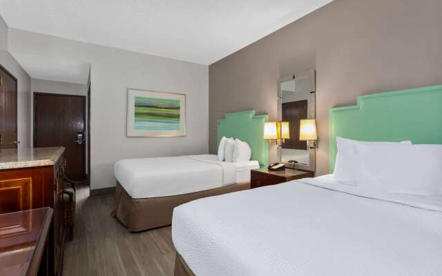 Baymont by Wyndham Orlando/International Dr/Universal Blvd