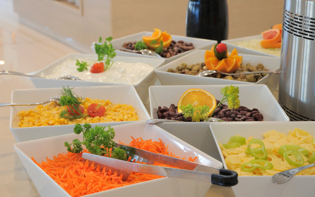 Nelia Beach Hotel & Spa
