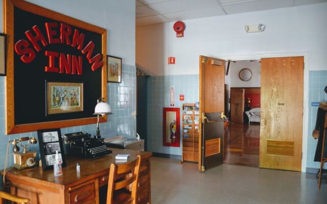 Sherman Inn