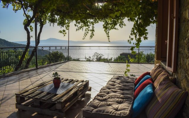Stone Residence With Sea Views Near the Beach