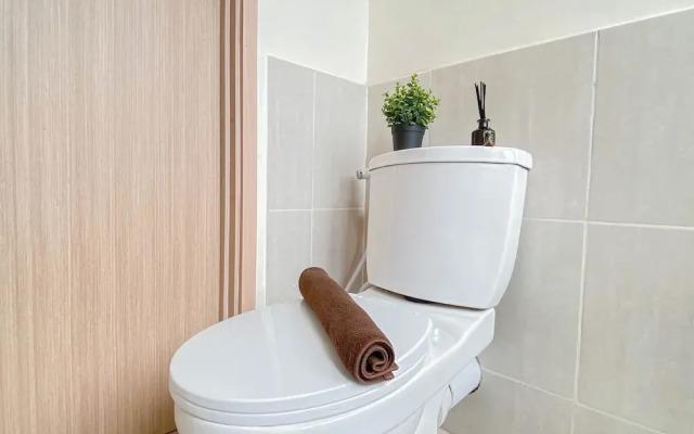 Modern Style 2Br Apartment At Meikarta