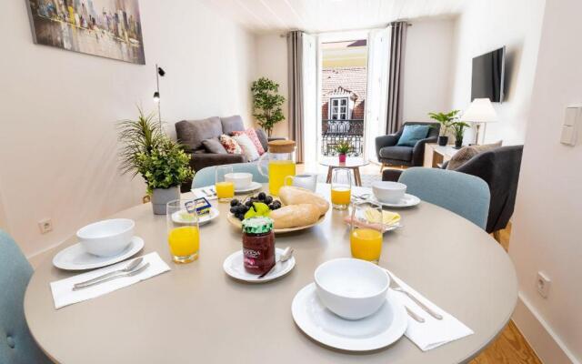 Amazing 1BDR Apartment in Chiado by LovelyStay