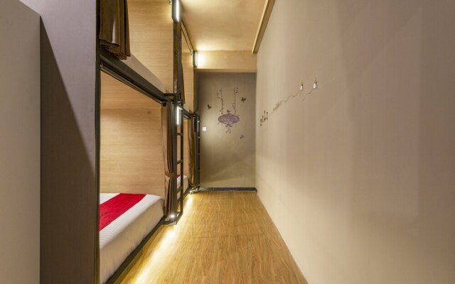 Boutique Capsule by Reddoorz