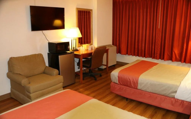 Motel 6 Tulsa Airport