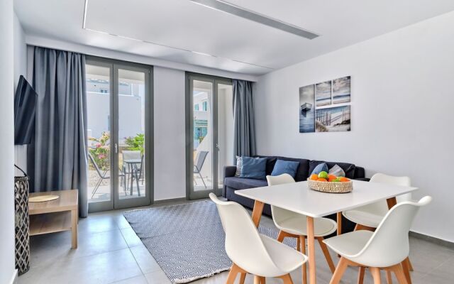 Paros Gem