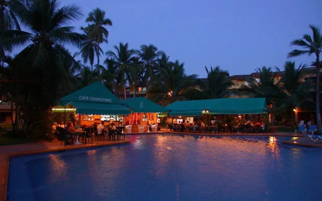Los Tules Resort