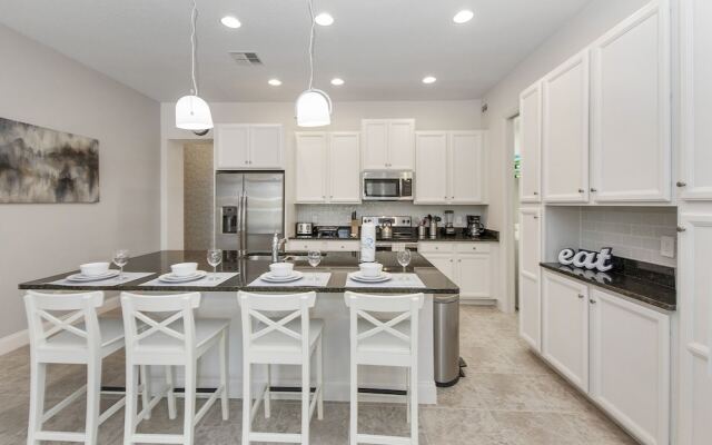 134fr 5 Bedroom Townhouse