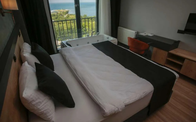 Yason Blue Hotel
