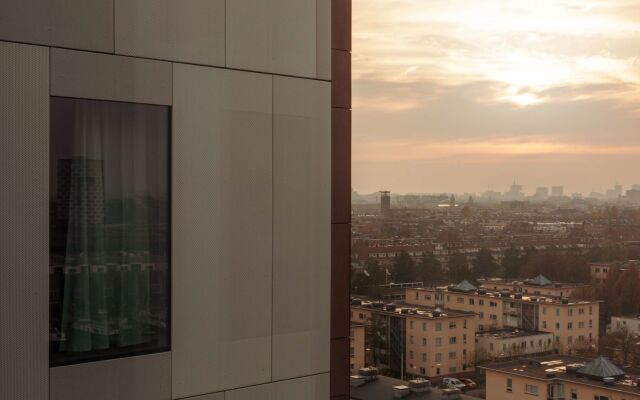 Holiday Inn - the niu, Fender Amsterdam by IHG