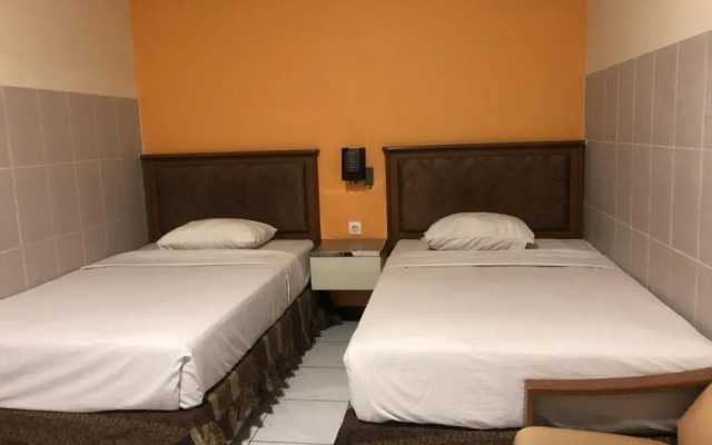 OYO 90103 Hotel Palem