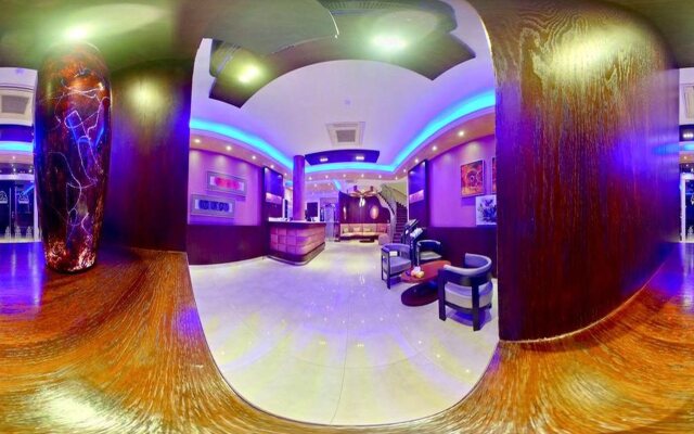 Shayah Suites