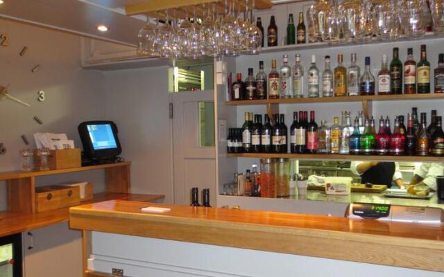 Trebo Hotel & Restaurant