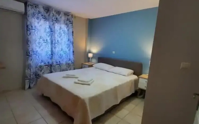 Sior Dionysios Apartments