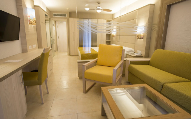 Bull Dorado Beach & Spa - All Inclusive