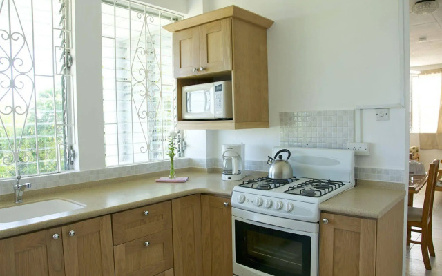 Adulo Apartments