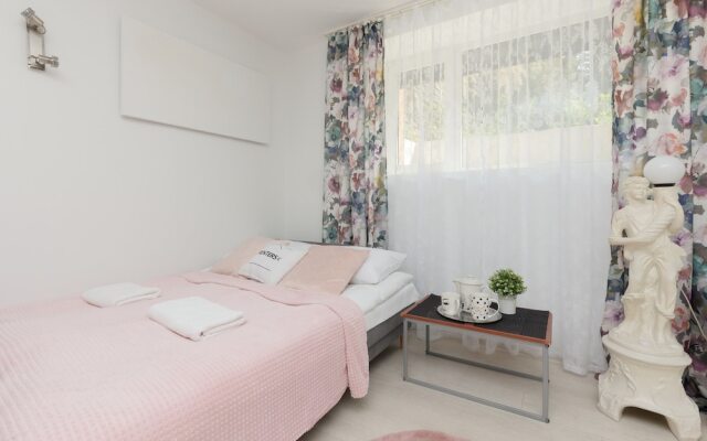 Underground Studio Saska by Renters