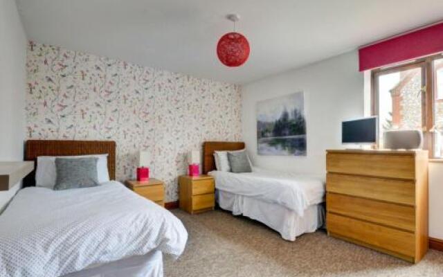 Holiday Home Swallow Barn