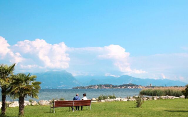 Apartment Daniela Sirmione