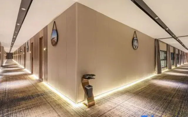 Ease Yue Hotel (Jingdezhen Ceramic Art Avenue Taoxichuan)