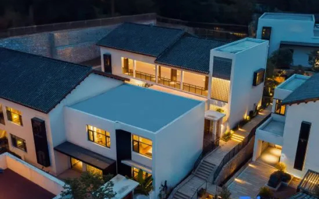 Blossom Land Weisuwan Huangshi — 4-star hotel in Huangshi