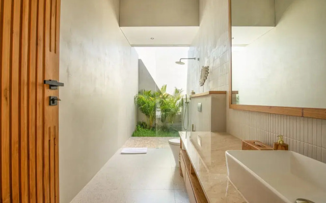 Villa Serai 5br to the Beach