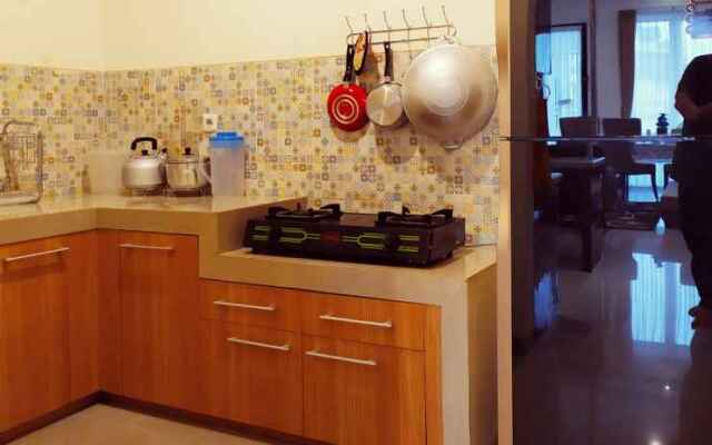 Full House 4 Bedroom at Azka Homestay 2