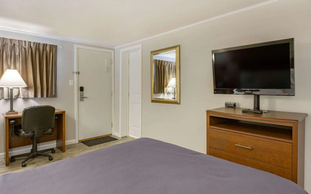 Econo Lodge Bellefonte I-99