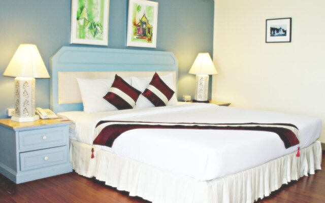 Lamphun Will Hotel