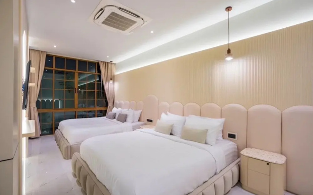 Paco Villa Pattaya