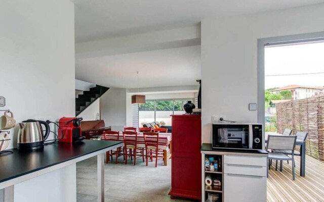 Bella Kapera-jolie Villa Avec Jardin