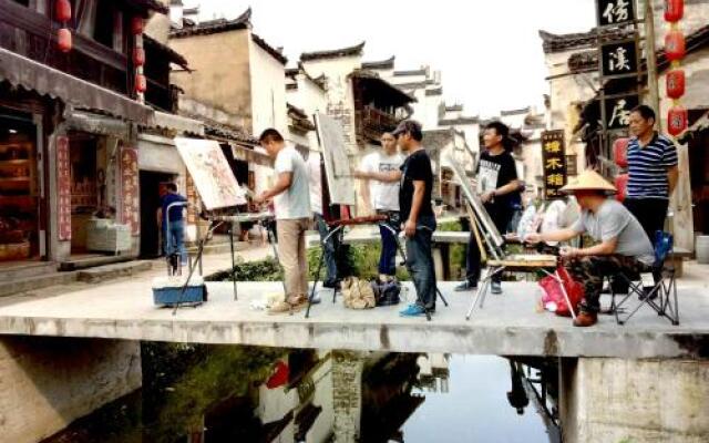 Wuyuan Likeng Bangxiju Inn