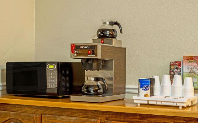 Knights Inn - Norcross, GA