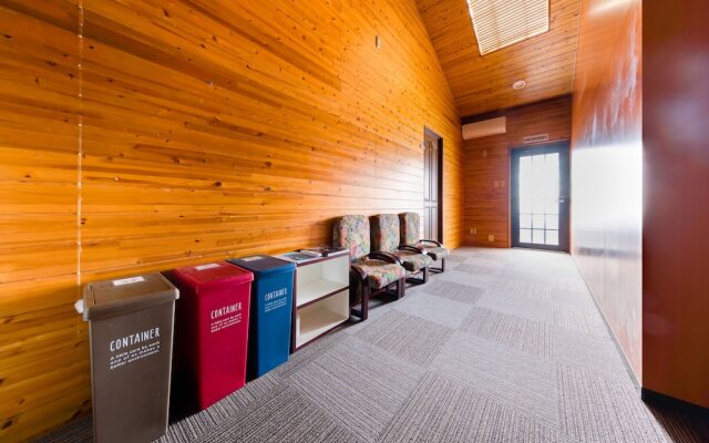 Yolee Guest House