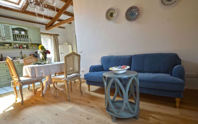 Arnolongo Apartments