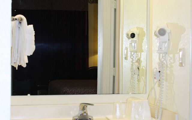 Relax Inn