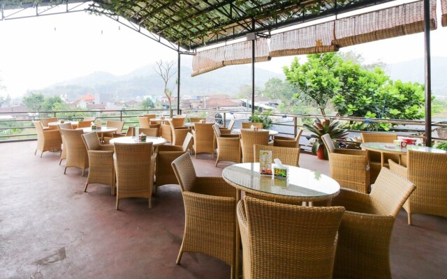 Airy Eco Gunungsari Mawar Putih Batu