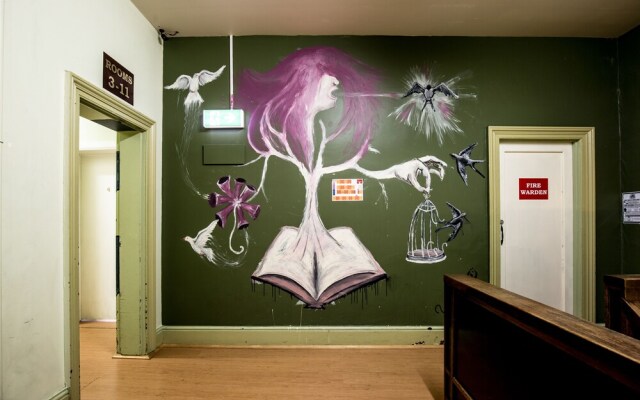 The Pickled Frog - Hostel