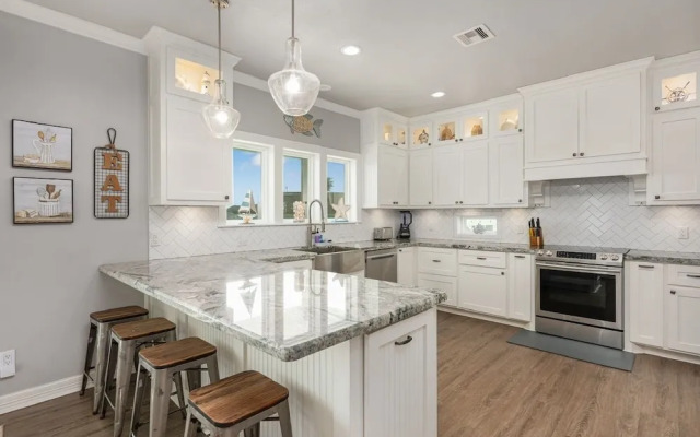 Sunkissed Castle 4 Bedroom Home