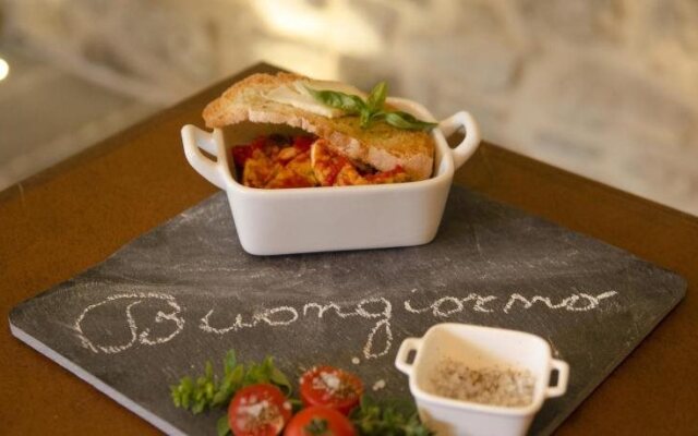 Tuttomio Home & Breakfast