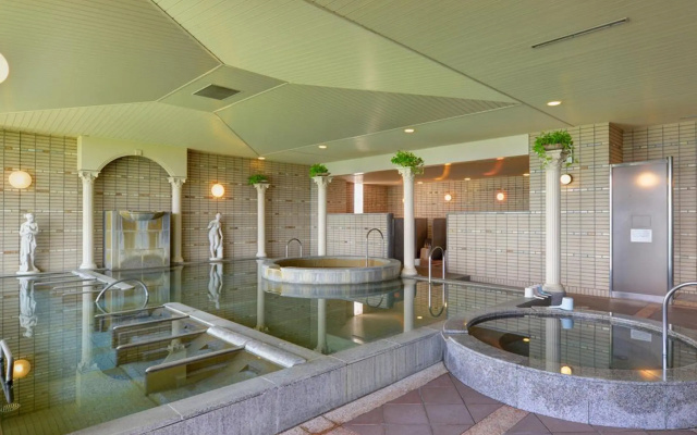 Cocopa Resort Club – Lobby – Tsu