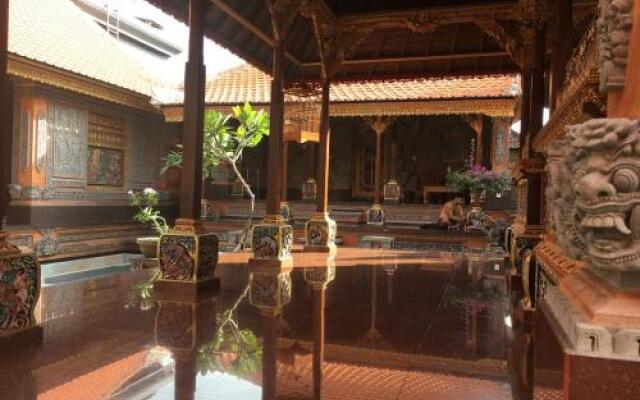 Gedong Bali Family Homestay