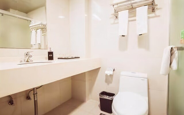 Hundred Chain Business Hotel