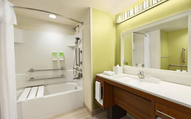 Home2 Suites by Hilton Farmington/Bloomfield