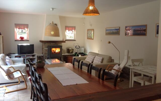Cozy Chalet in Bohan Near Forest